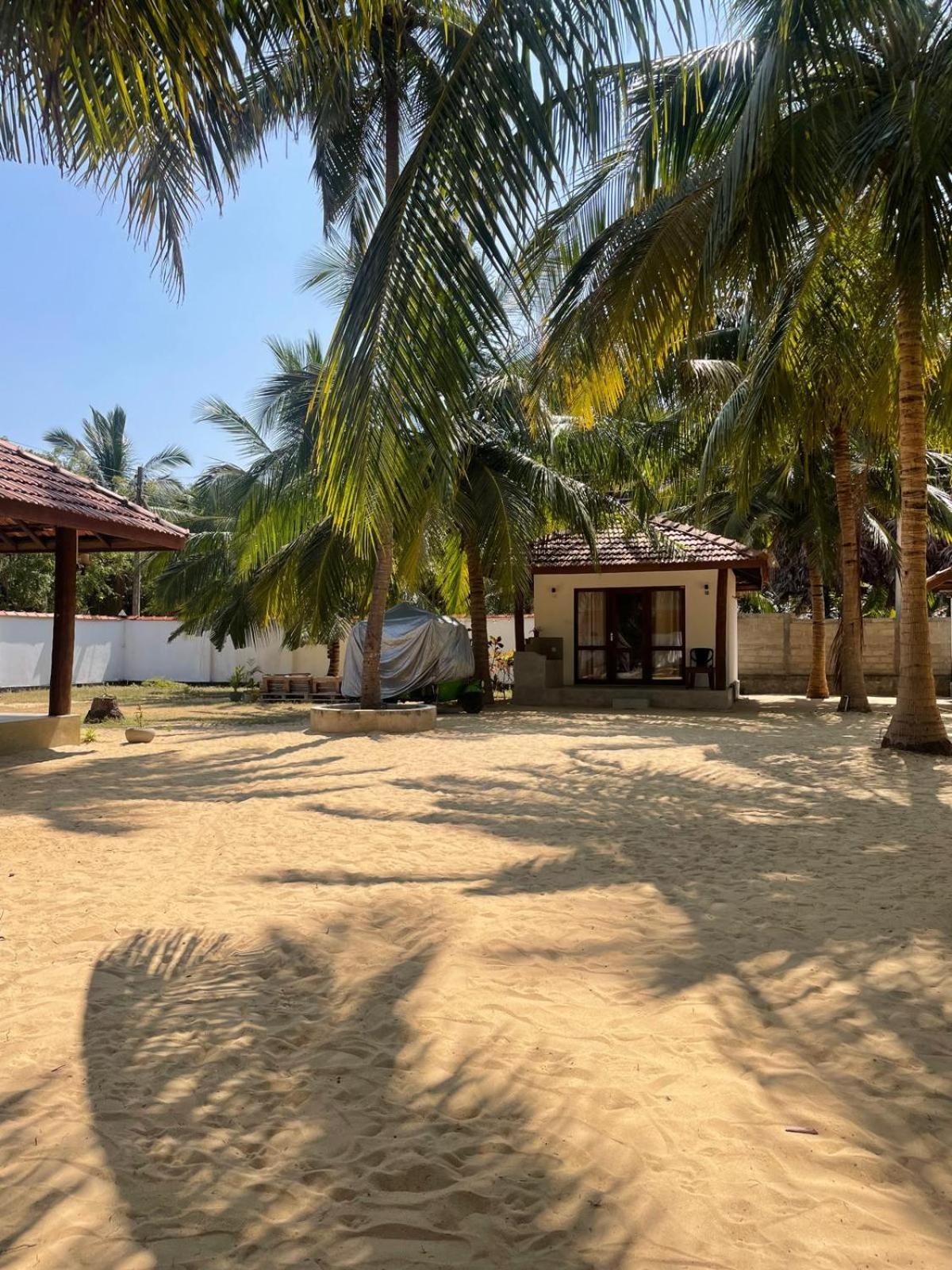 Sea Sand Resort Kalpitiya Bagian luar foto