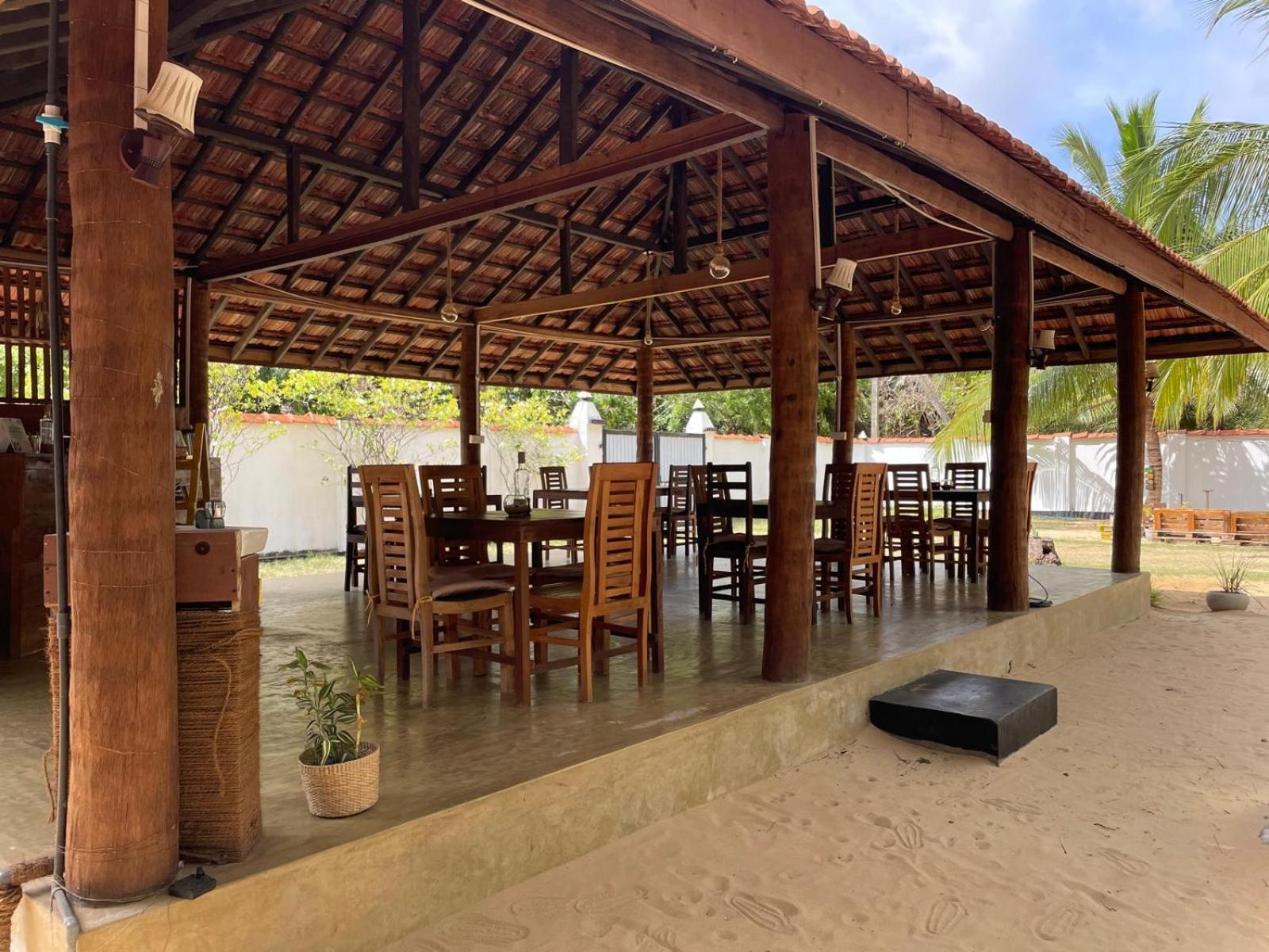 Sea Sand Resort Kalpitiya Bagian luar foto